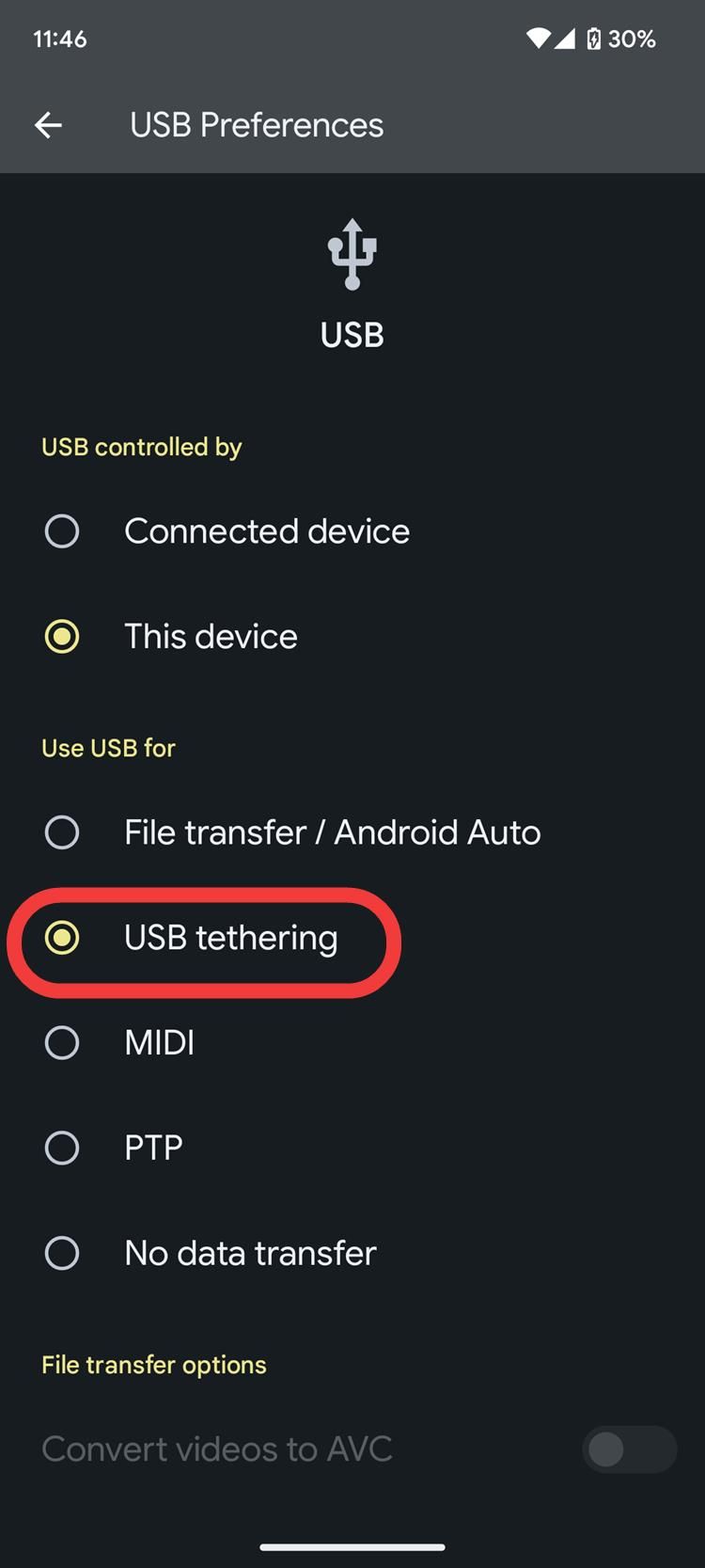 Uma captura de tela das configurações do Android sobre como selecionar o tethering USB.