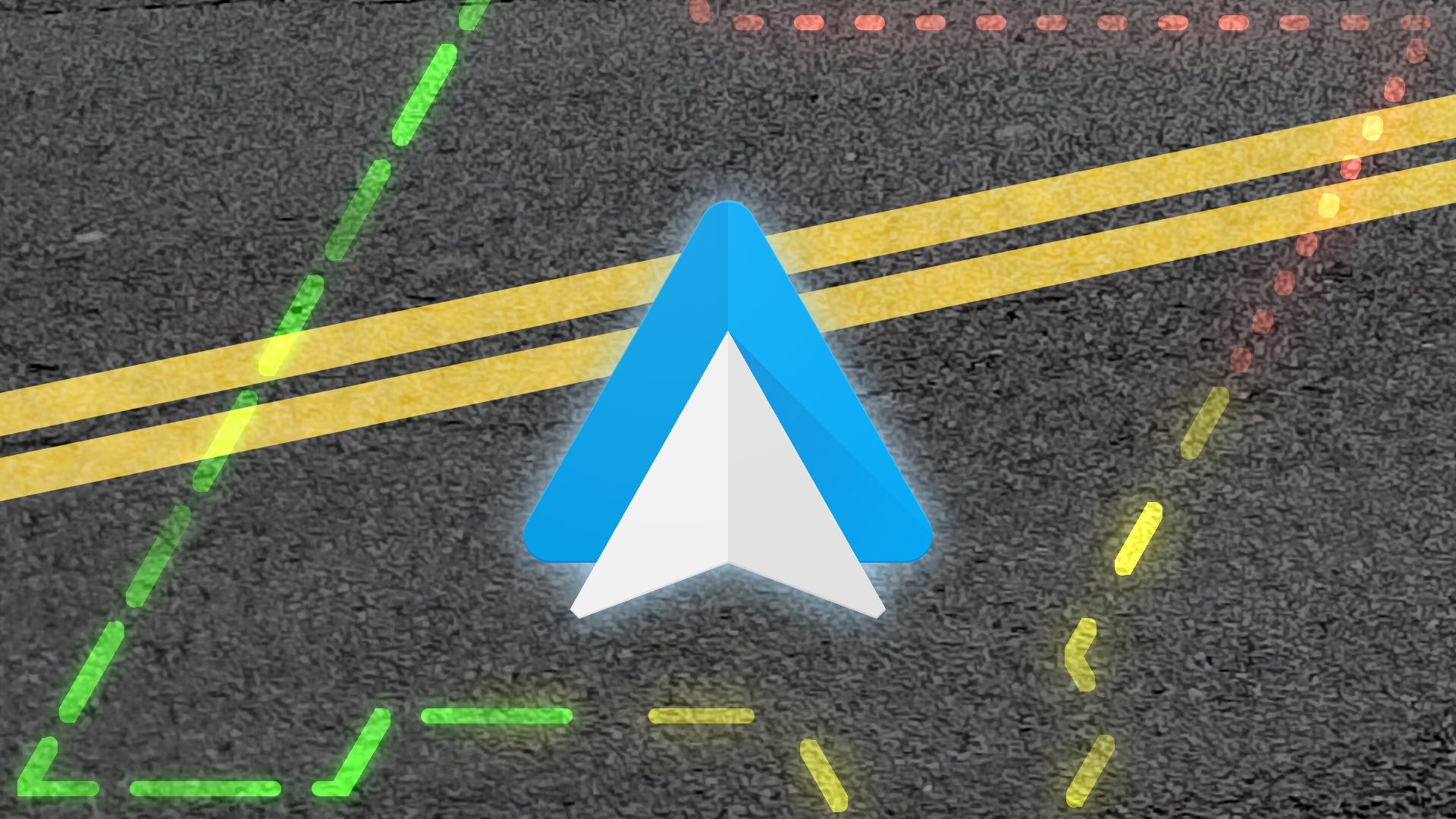 Um logotipo do Android Auto em uma estrada com duas linhas sólidas de fundo amarelo e o logotipo do Android Police em linhas pontilhadas verdes, vermelhas e amarelas