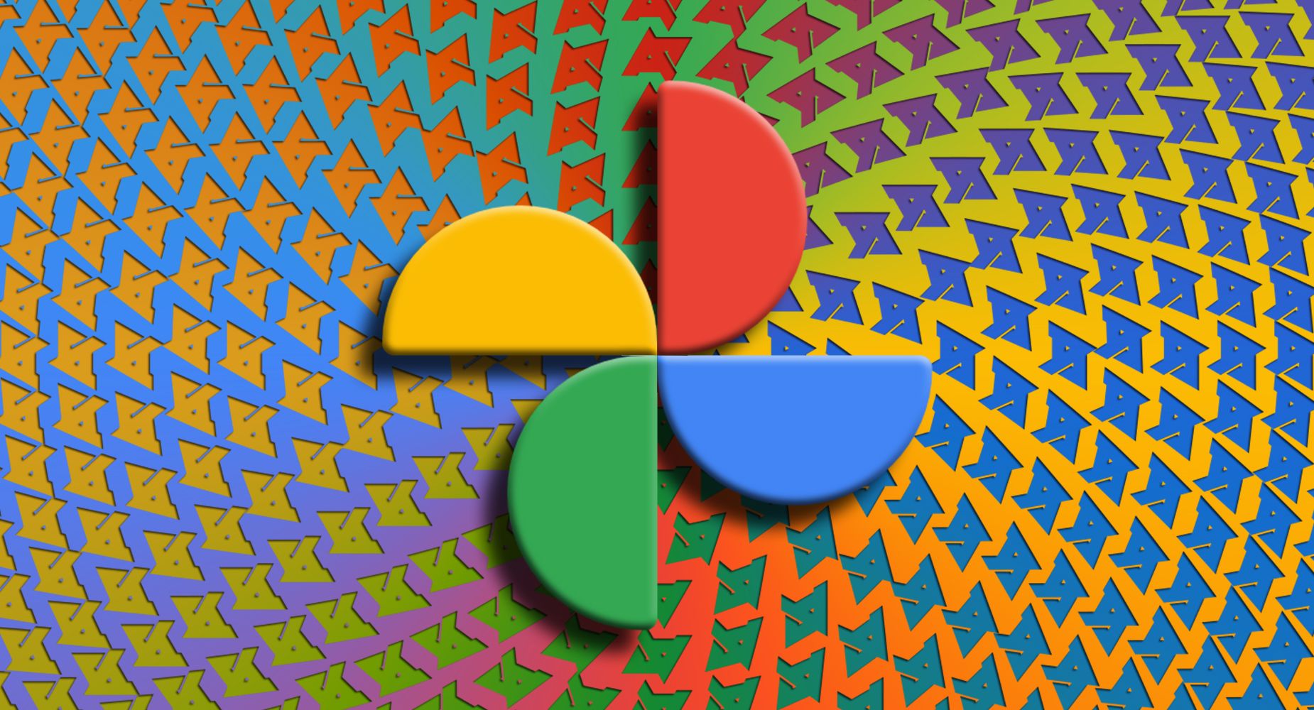 O logotipo do Google Fotos com um redemoinho de logotipos do Android Police em segundo plano