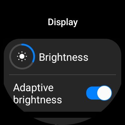 Captura de tela do Samsung Galaxy Watch 6 mostrando a configuração de brilho