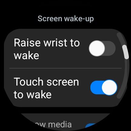 Captura de tela do Samsung Galaxy Watch 6 mostrando opções de ativação da tela