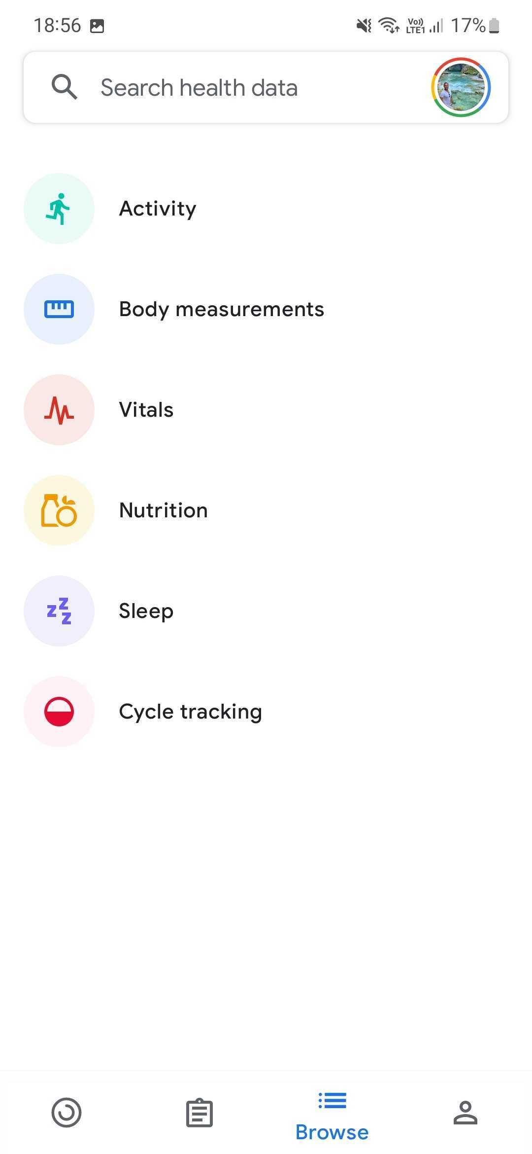 Captura de tela do aplicativo Google Fit mostrando os vários elementos de seus registros e faixas