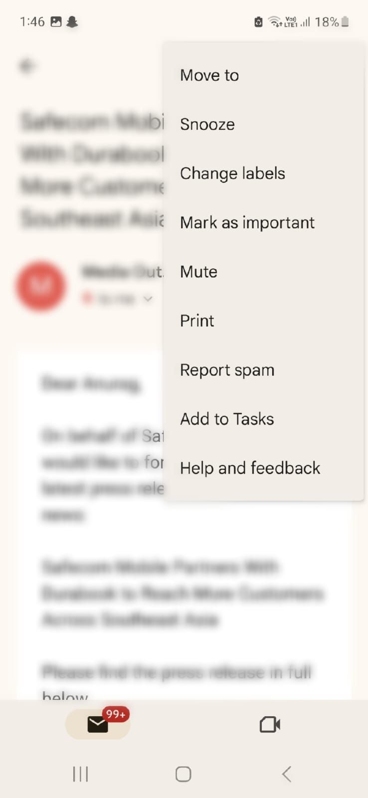 Captura de tela mostrando a opção de denunciar spam no aplicativo Gmail