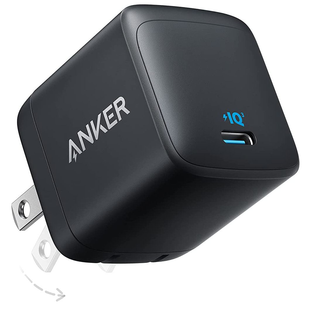 Carregador anker ace 313 posicionado em ângulo