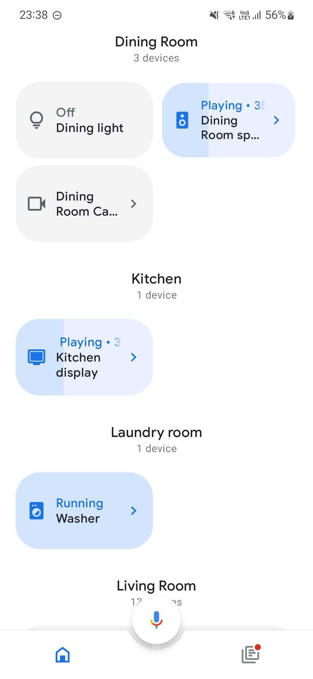 O app Google Home mostrando configurações de áudio para vários alto-falantes.
