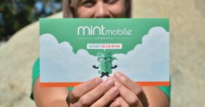 Compre 3 meses de Mint Mobile agora e ganhe 3 grátis antes que a oferta da Cyber ​​​​Monday expire