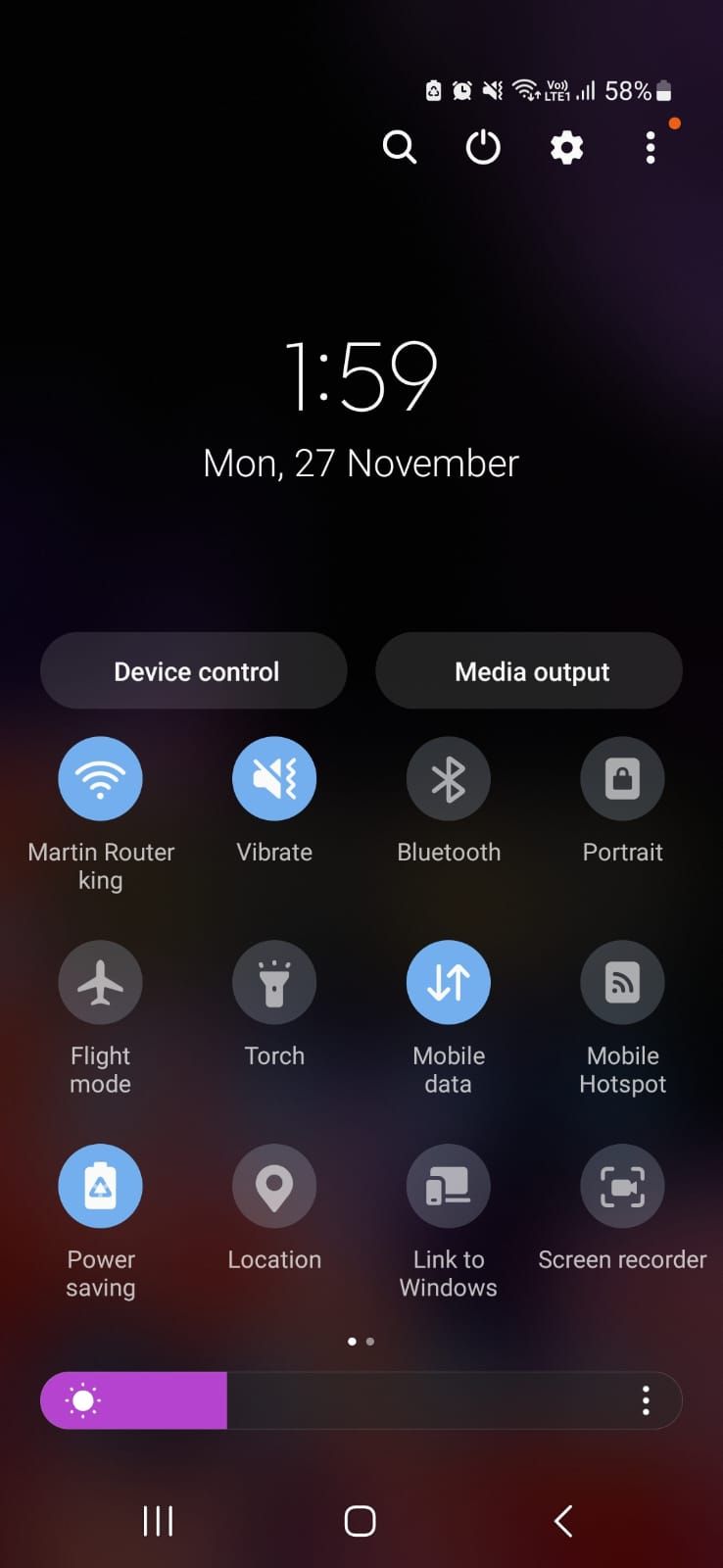 Captura de tela mostrando o painel Configurações rápidas da Samsung