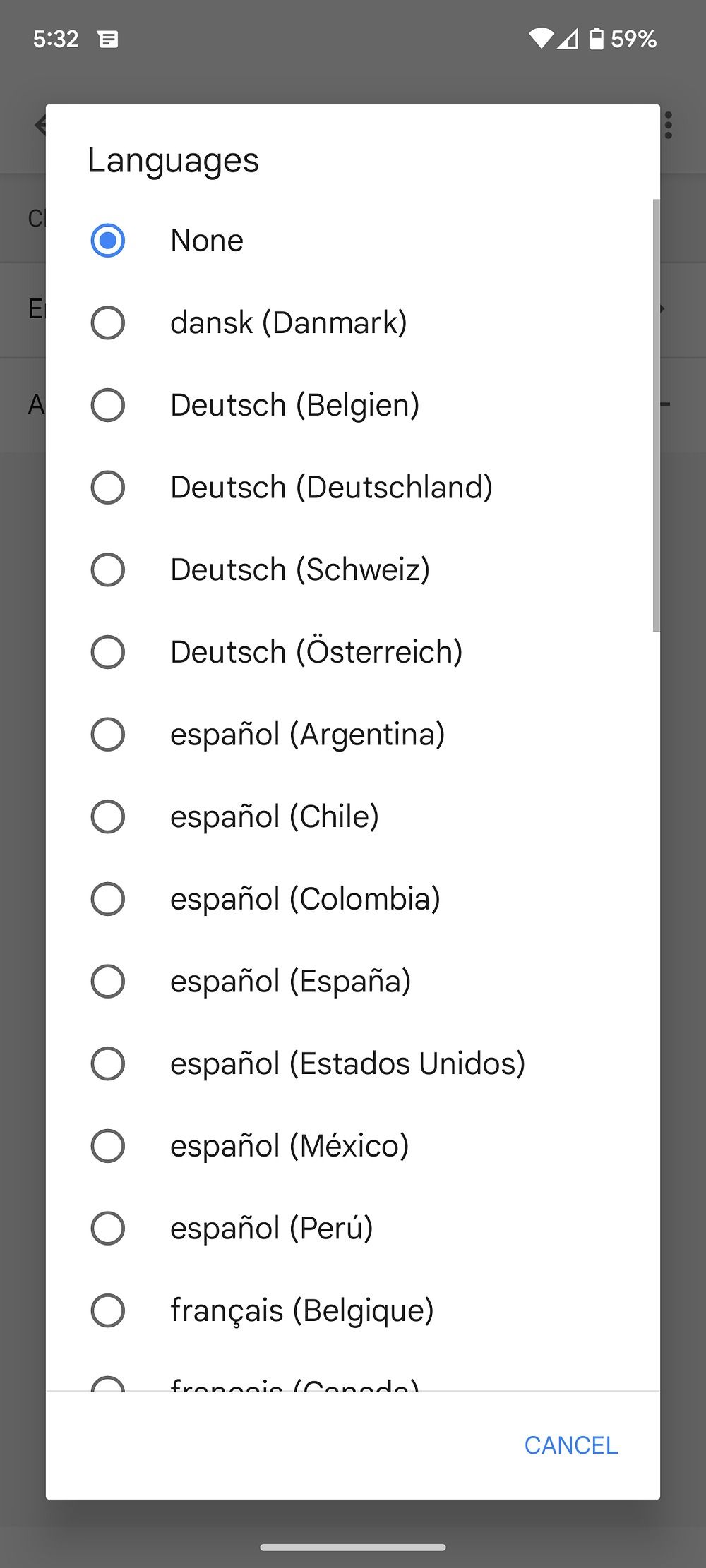 Captura de tela das listas de idiomas no menu do assistente do Google