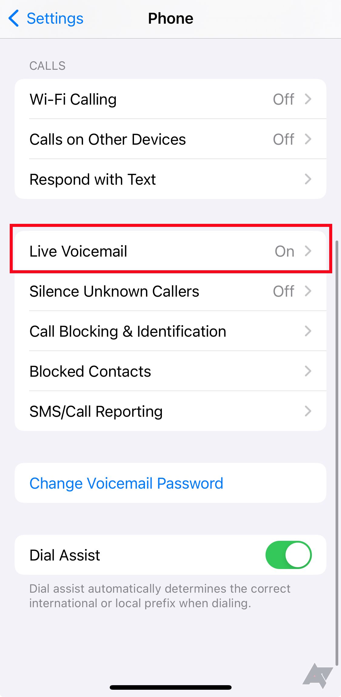 Selecione correio de voz ao vivo nas configurações do telefone do iPhone.