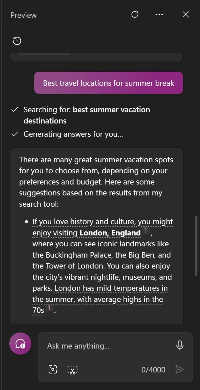 Um exemplo de prompt mostrando os melhores locais de viagem para as férias de verão no Microsoft Copilot