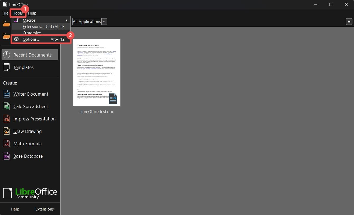 Menu suspenso de ferramentas do LibreOffice com o botão Opções destacado