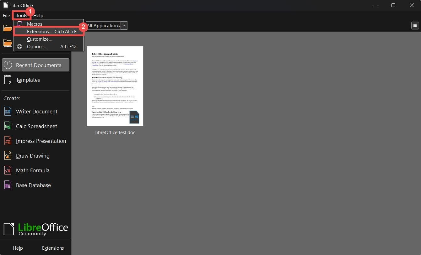 Página inicial do LibreOffice com menu suspenso de ferramentas expandido