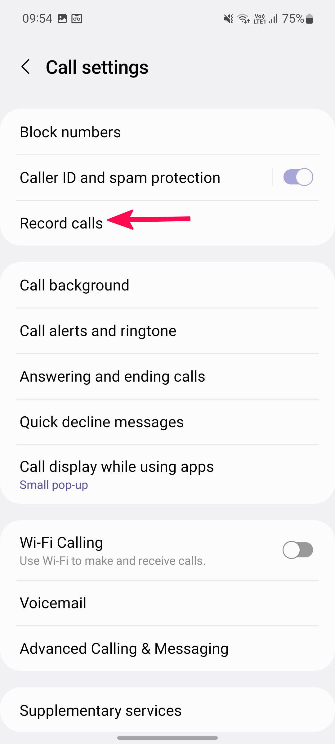 Captura de tela mostrando a gravação de chamadas nas configurações do telefone Samsung