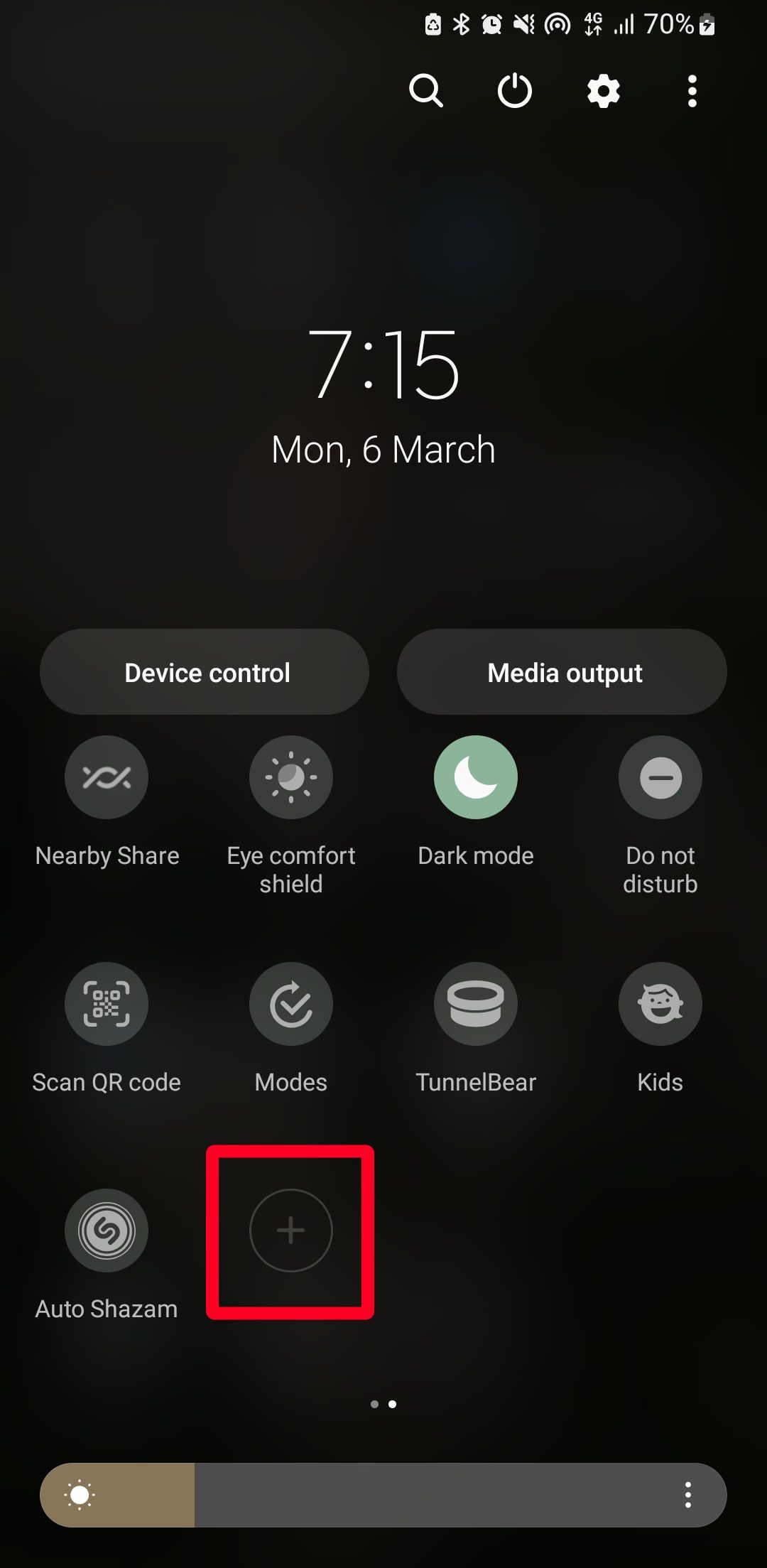 Sinal de adição para adicionar mais botões às configurações rápidas do Android