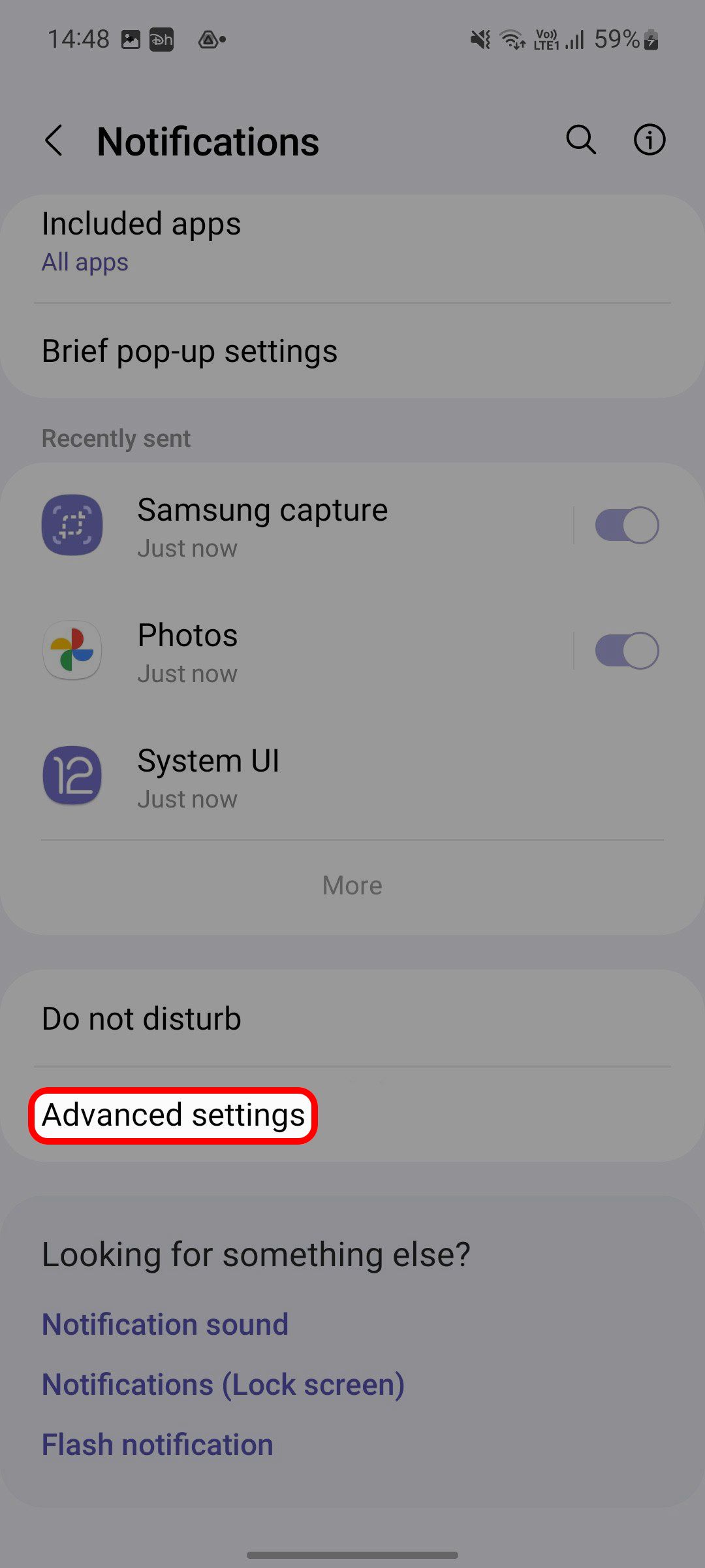 Menu Samsung One UI Notifications destacando a opção Configurações avançadas