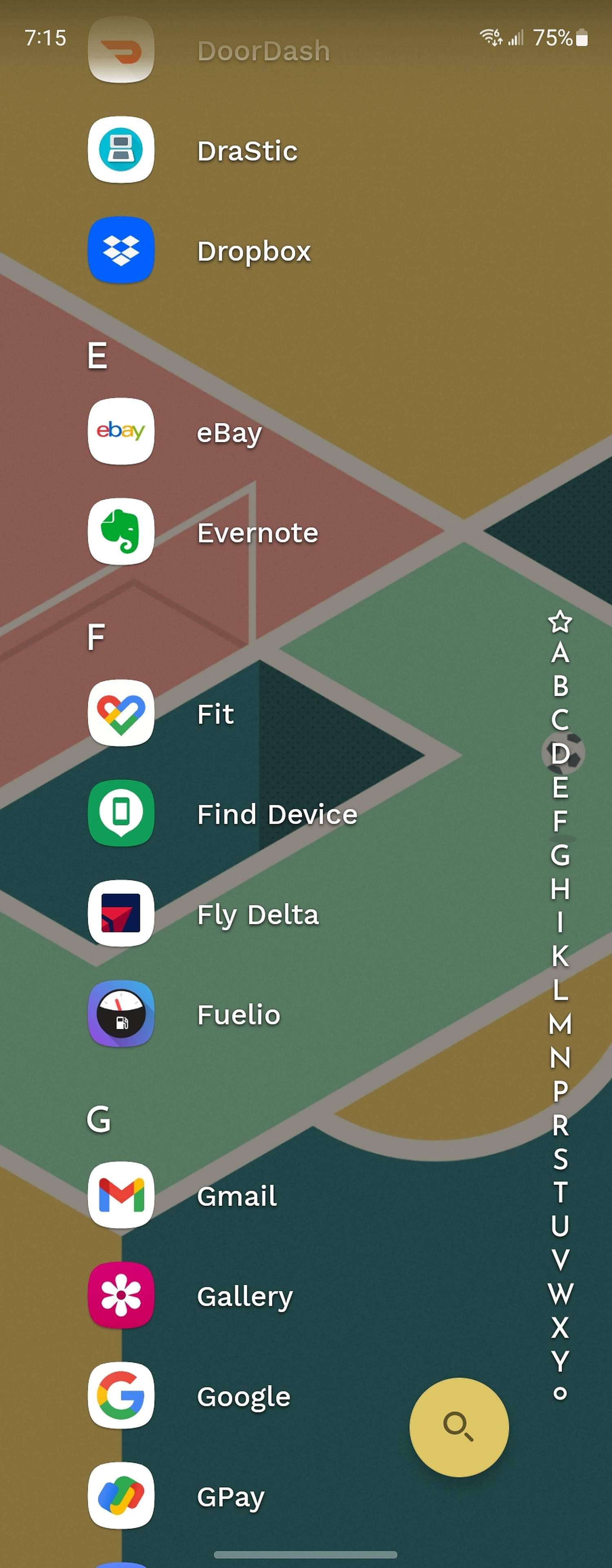 A lista principal de aplicativos Niagara na tela externa do Galaxy Z Fold 5