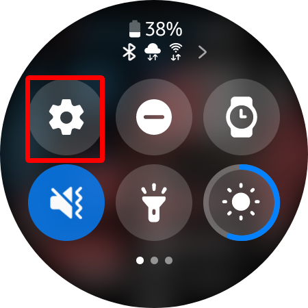 Captura de tela mostrando a opção Configurações em um smartwatch Android