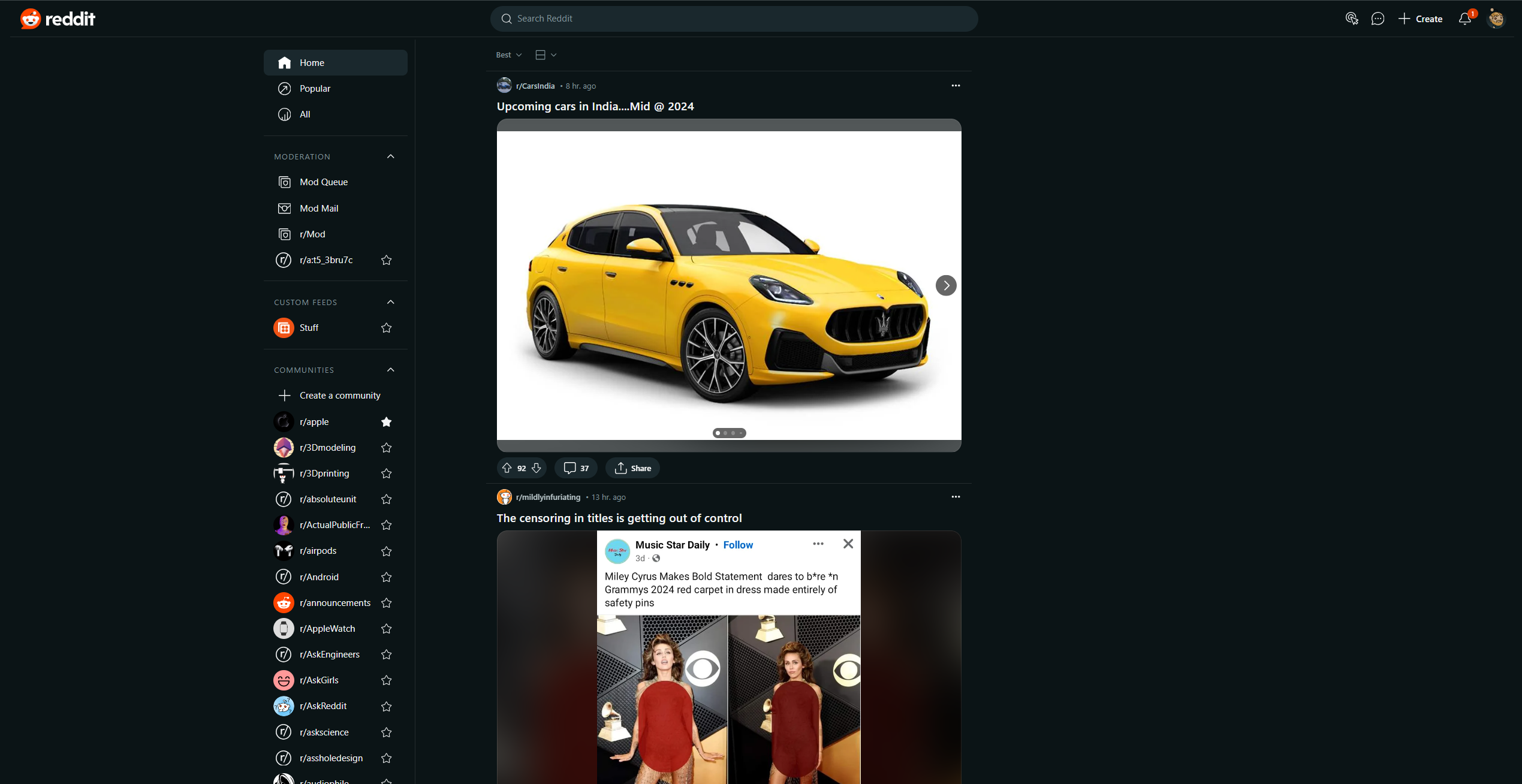 Uma captura de tela de um teste de design de UI do Reddit sem uma barra lateral à direita