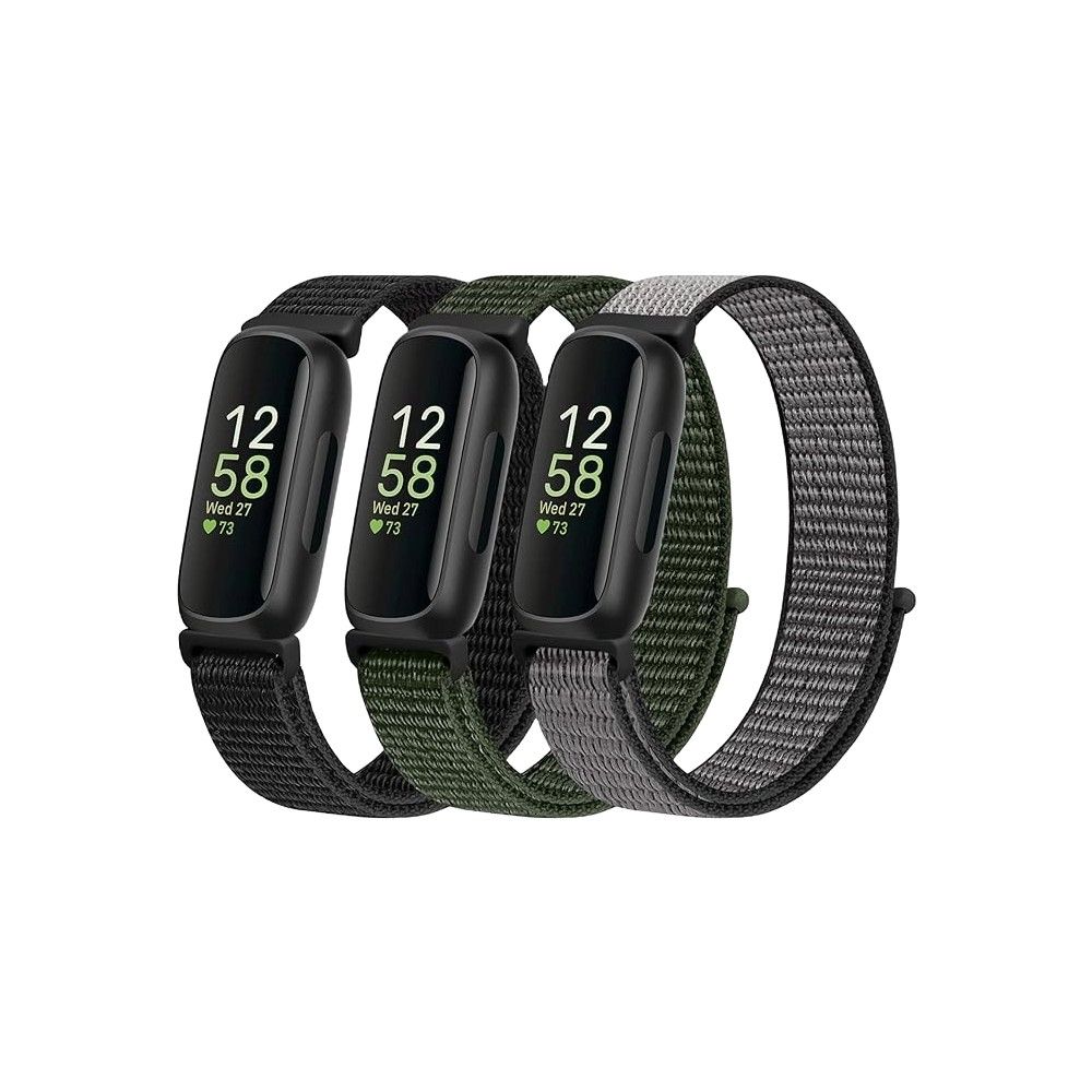 Três rastreadores Fitbit Inspire 3 com tiras de náilon pretas, verdes e cinzas 