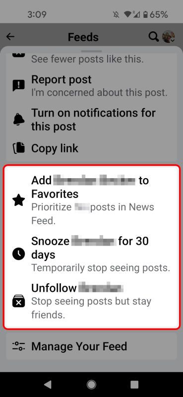 Menu flutuante de postagem móvel do Facebook destacando as opções Adicionar aos favoritos, suspender por 30 dias e deixar de seguir