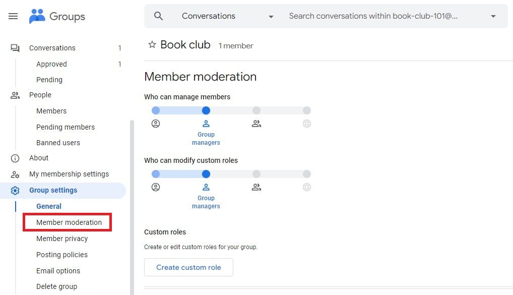 Captura de tela mostrando a opção de moderação de membros nos Grupos do Google
