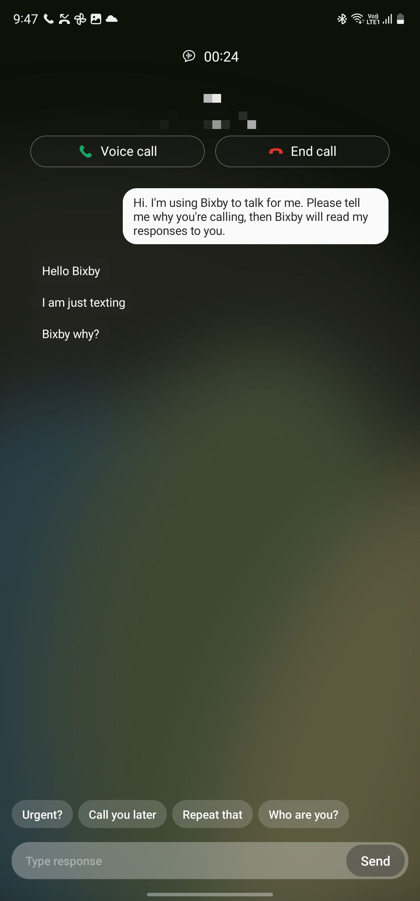 Tela Bixby Text Call com respostas rápidas em um telefone Samsung