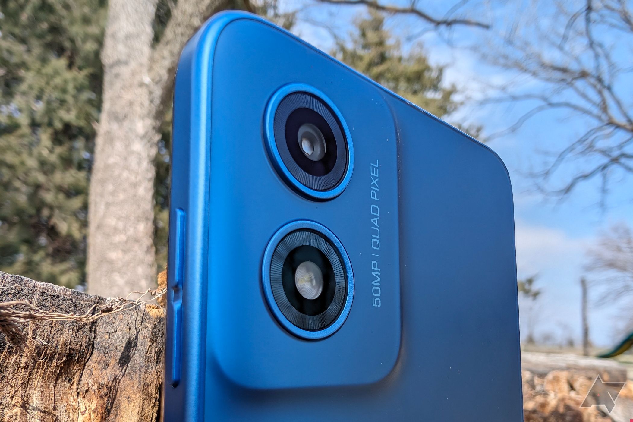Câmera e flash do Motorola Moto G Play (2024)
