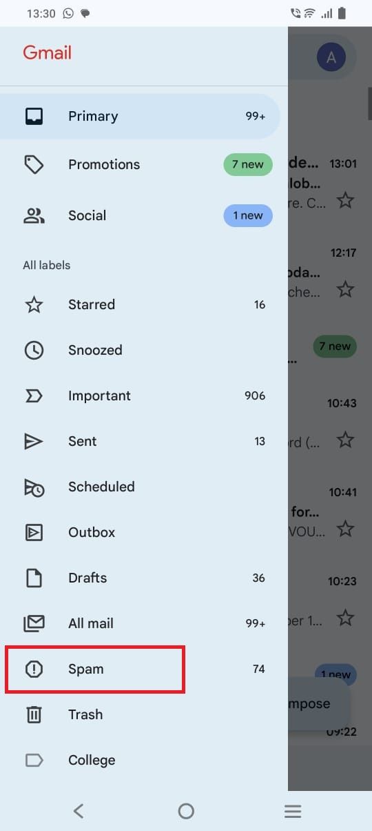 Captura de tela destacando a pasta Spam no aplicativo Gmail.