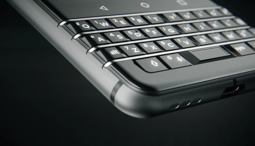 Foto promocional do BlackBerry KeyOne da TCL