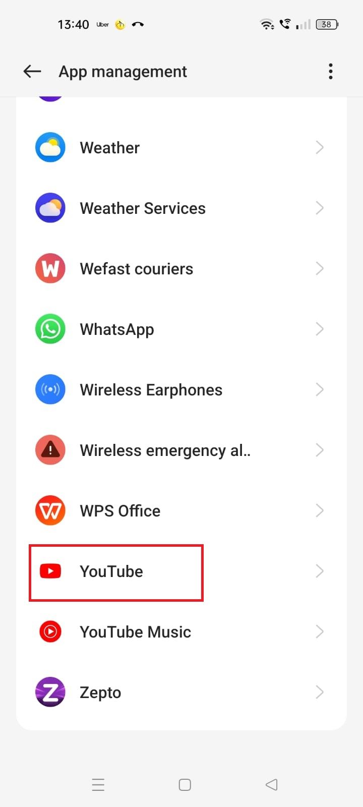 Captura de tela destacando o aplicativo do YouTube no gerenciamento de aplicativos