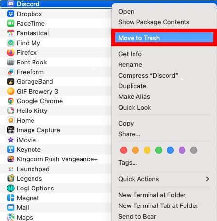 contorno de retângulo vermelho sobre a opção mover para a lixeira na lista de aplicativos discord em destaque