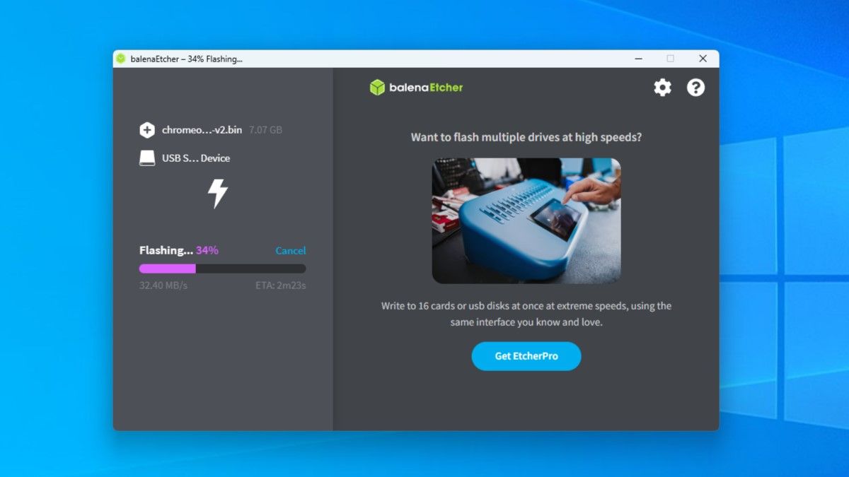Balena Etcher gravando ChromeOS em uma unidade flash