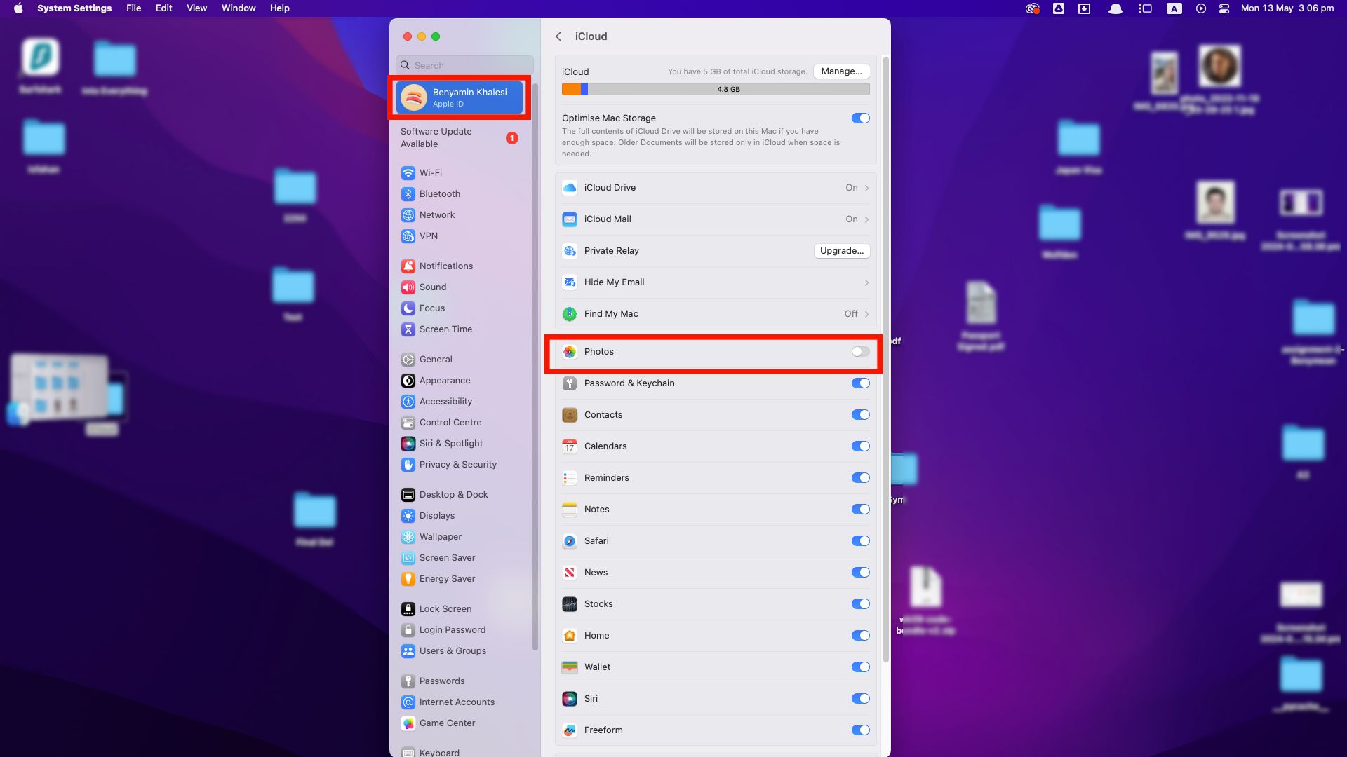 Uma captura de tela das configurações do iCloud em um Mac, mostrando várias opções como iCloud Drive, iCloud Mail e Fotos com o botão de alternância para Fotos desativado.