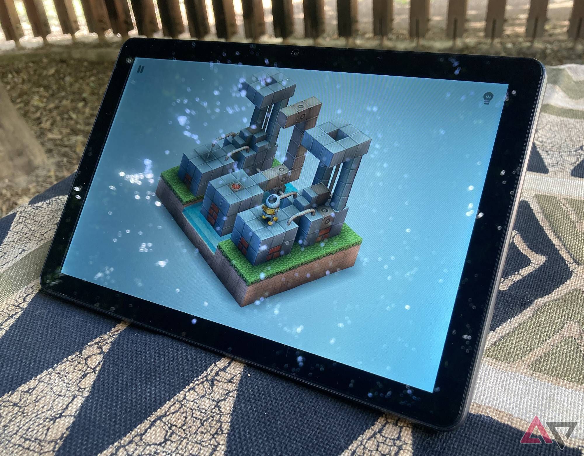 O tablet Blackview Tab 70 WiFi exibindo um jogo de quebra-cabeça