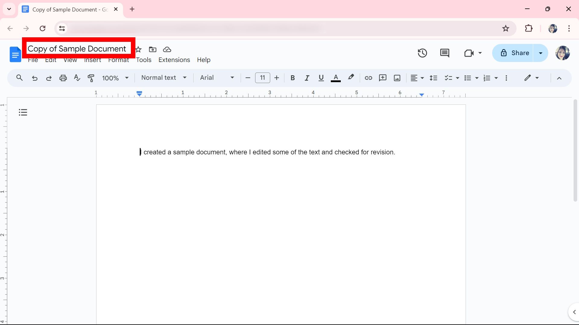 contorno de retângulo vermelho sobre o nome do documento do Google Docs em um arquivo do Google Docs aberto