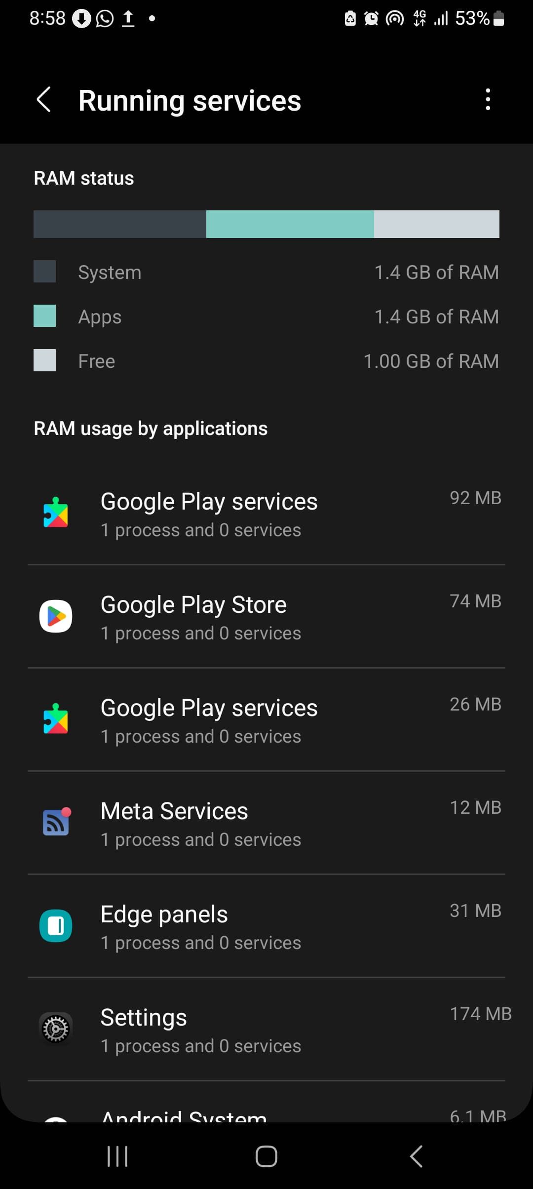 uma lista de serviços em execução mostrados no modo Desenvolvedor no smartphone Android