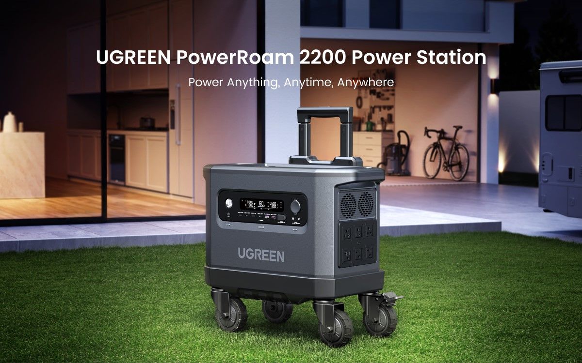 ugreen powerroam 2200 sobre rodas na grama