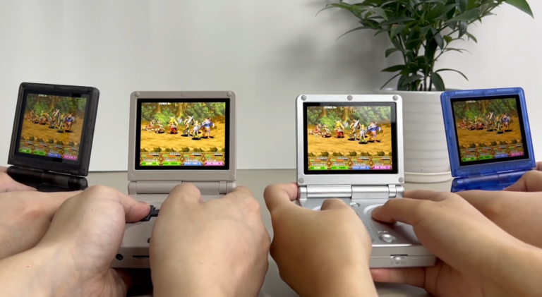 O mais novo portátil para jogos da Anbernic parece um Game Boy SP