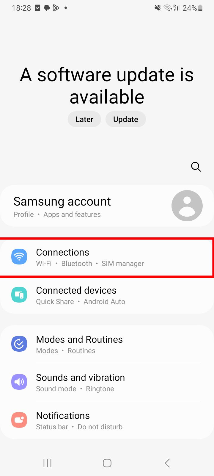 Menu de configurações do Android com opções incluindo "Conexões," "Dispositivos conectados," "Modos e Rotinas," e mais