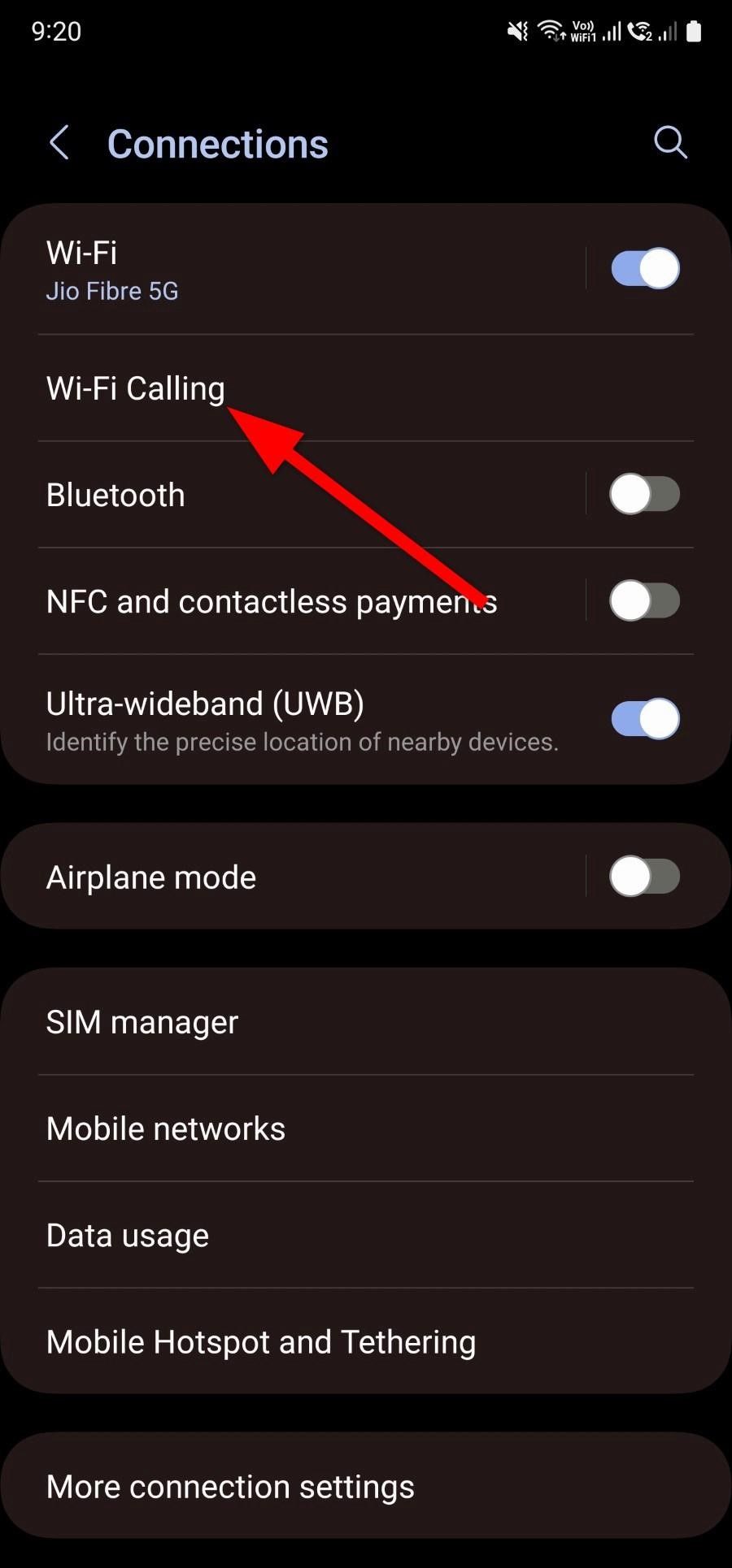 Opção de chamada Wi-Fi dentro do menu Conexões