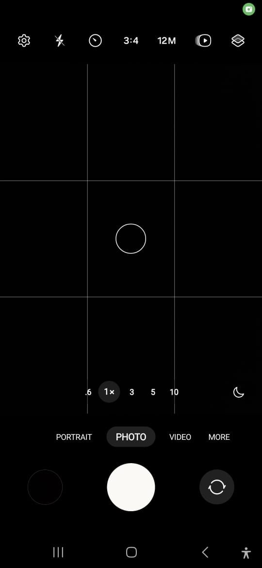 Captura de tela mostrando as linhas de grade na câmera Samsung