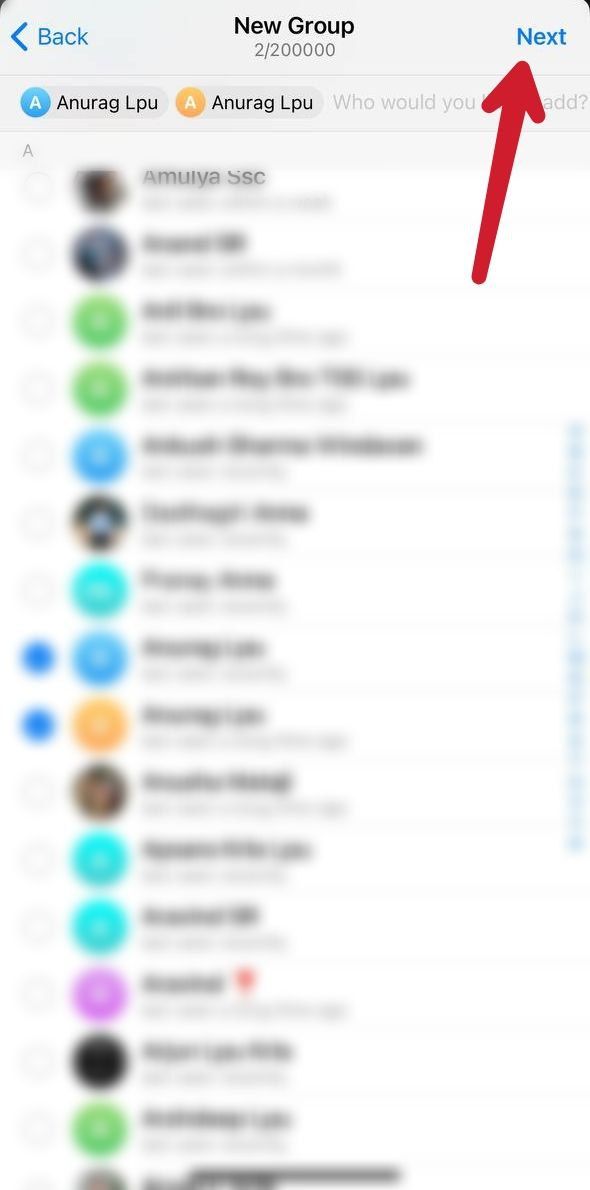 Captura de tela mostrando novos participantes do grupo no Telegram iOS