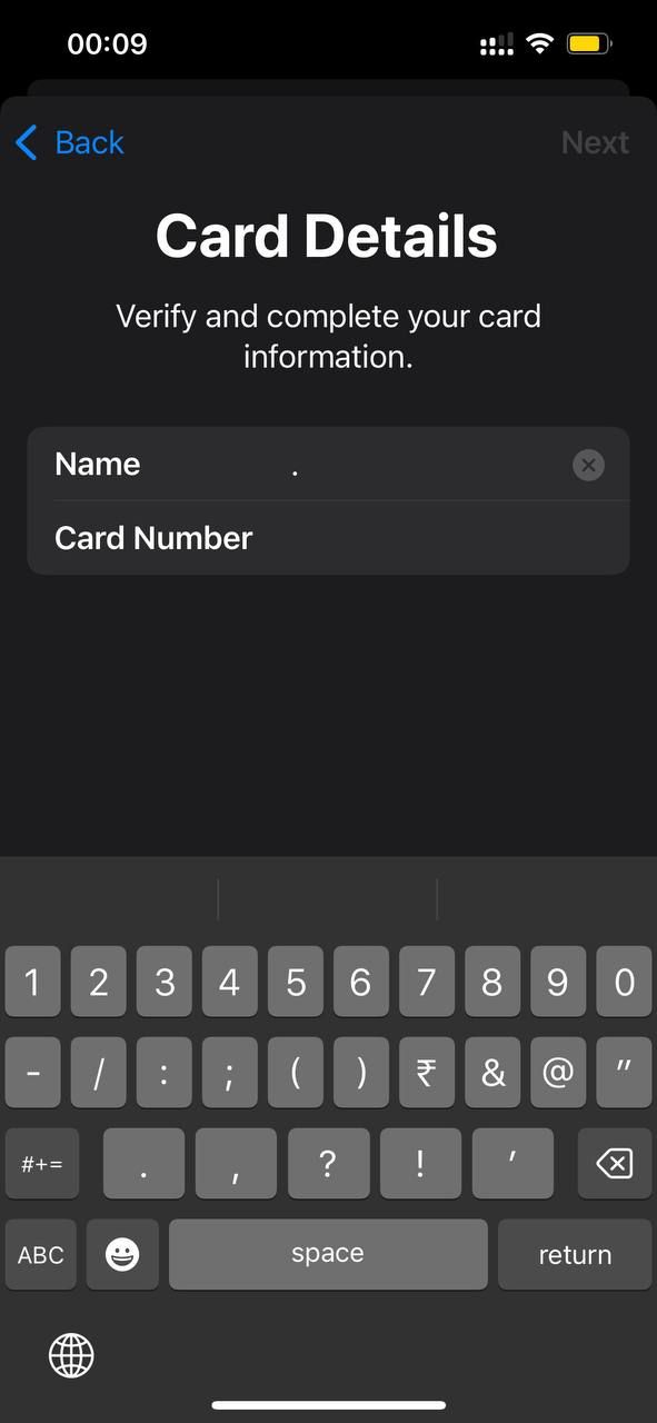 Captura de tela mostrando a página Detalhes do cartão no app Apple Wallet