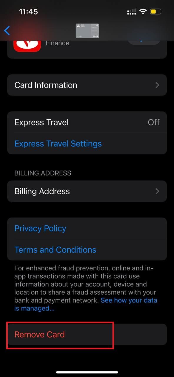 Captura de tela destacando a remoção do cartão no aplicativo Apple Wallet