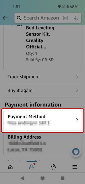 contorno de retângulo vermelho sobre o método de pagamento em detalhes do pedido no aplicativo móvel da Amazon
