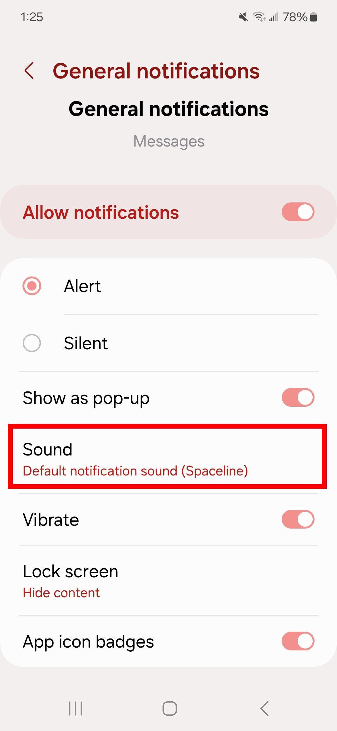 Contorno de retângulo vermelho sobre o som no Samsung Messages em um telefone Samsung