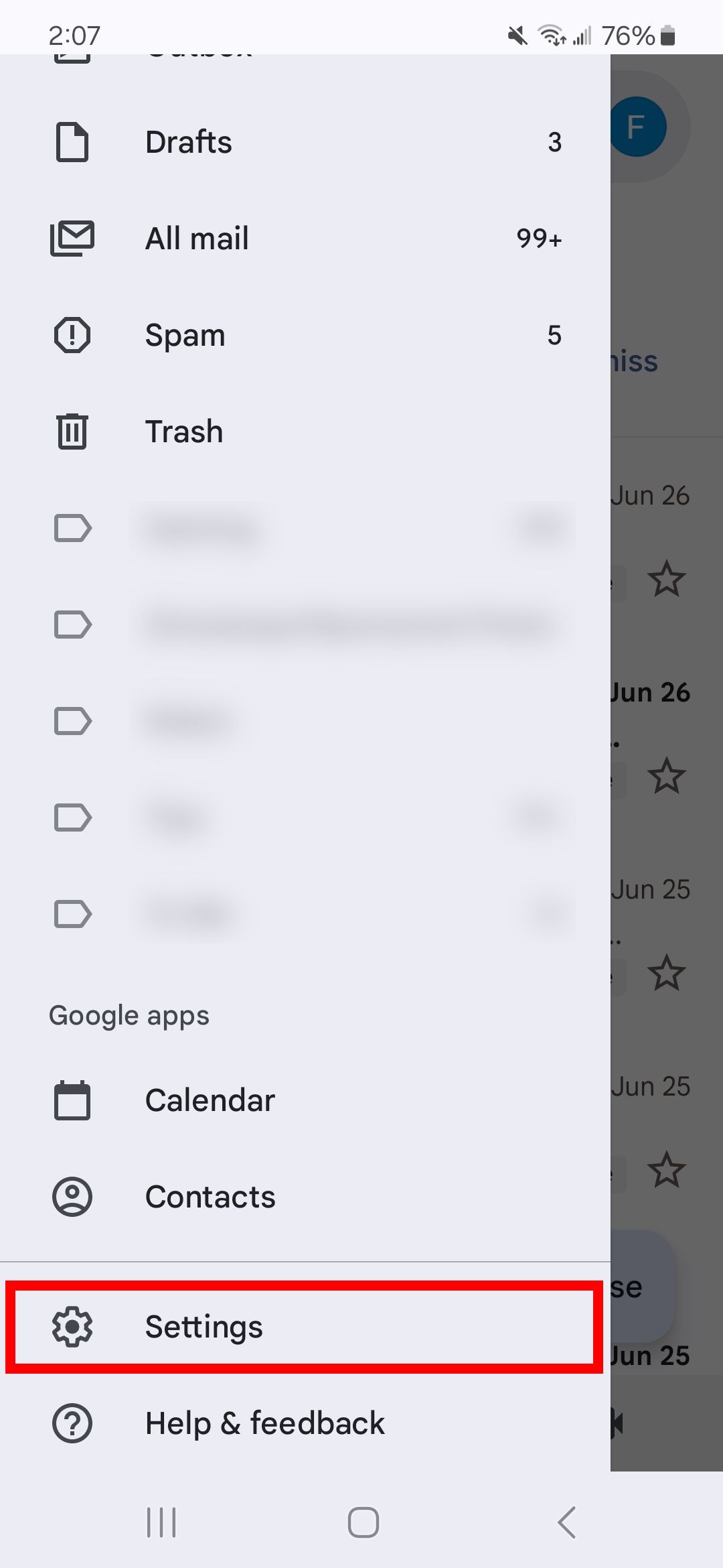 Contorno de retângulo vermelho sobre as configurações do aplicativo Gmail