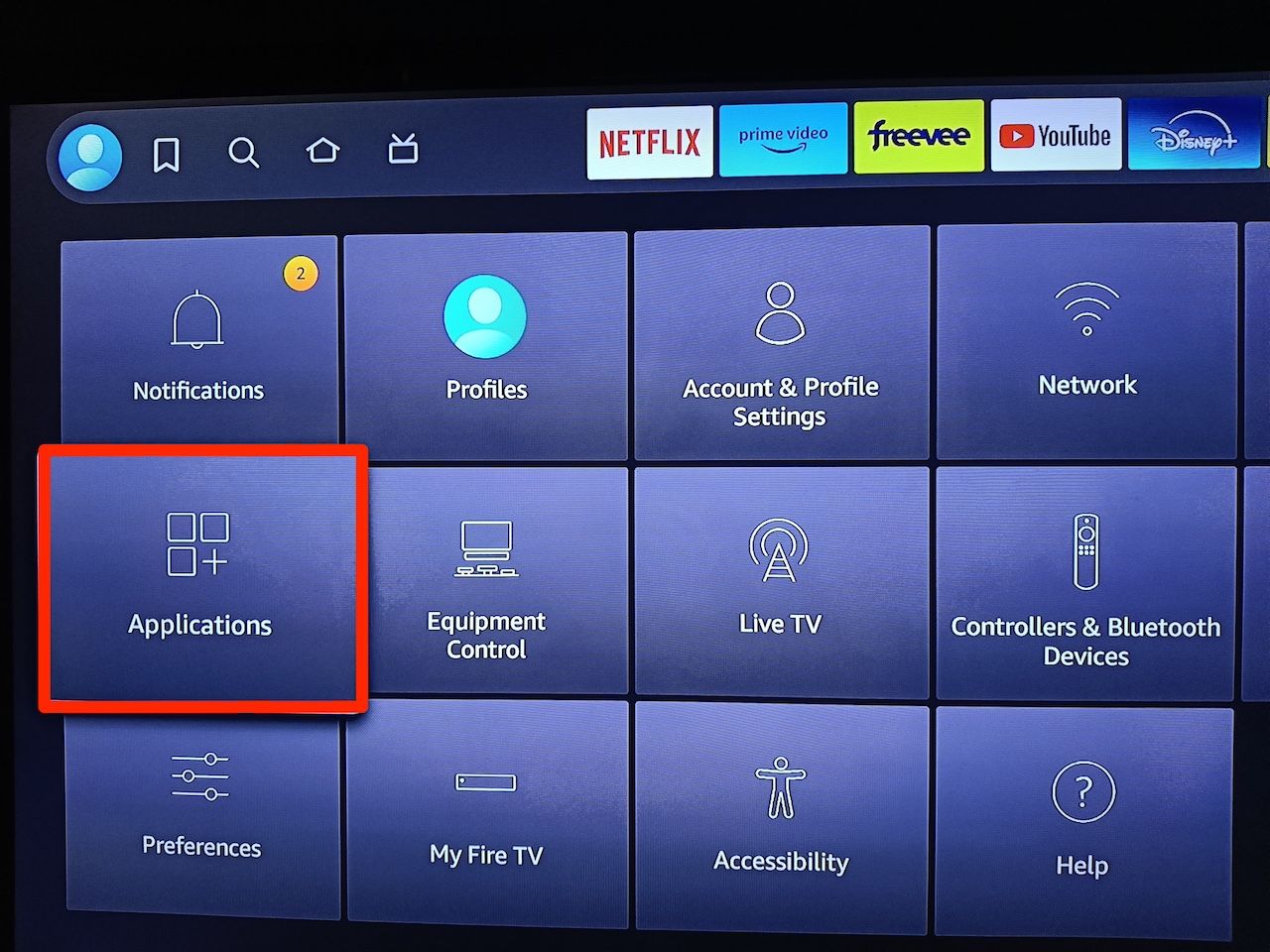 Selecionando a opção Aplicativos no Amazon Fire TV Stick