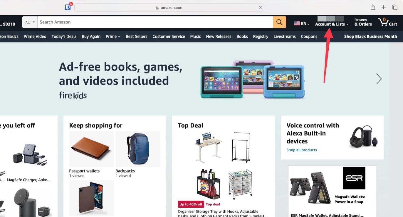 Página inicial da Amazon com uma seta apontando para Conta e listas