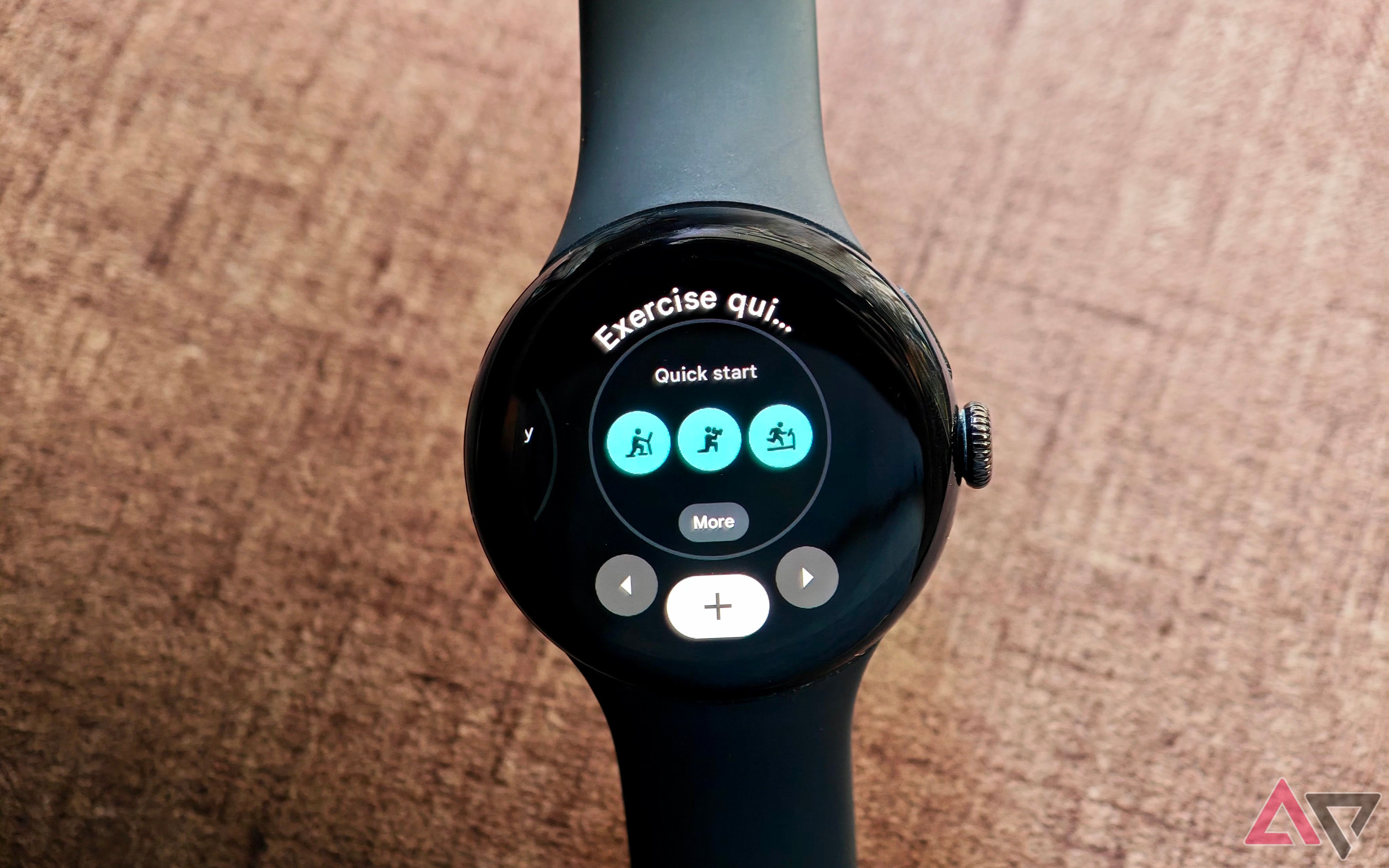 Bloco de exercícios Fitbit no Pixel Watch 2